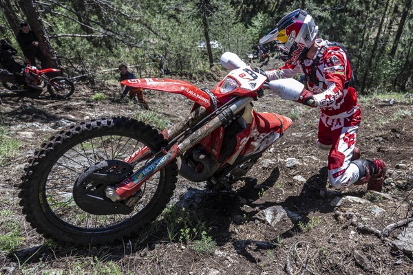 SPECTATOR AND MEDIA POINTS FOR THURSDAY, 18. MAY